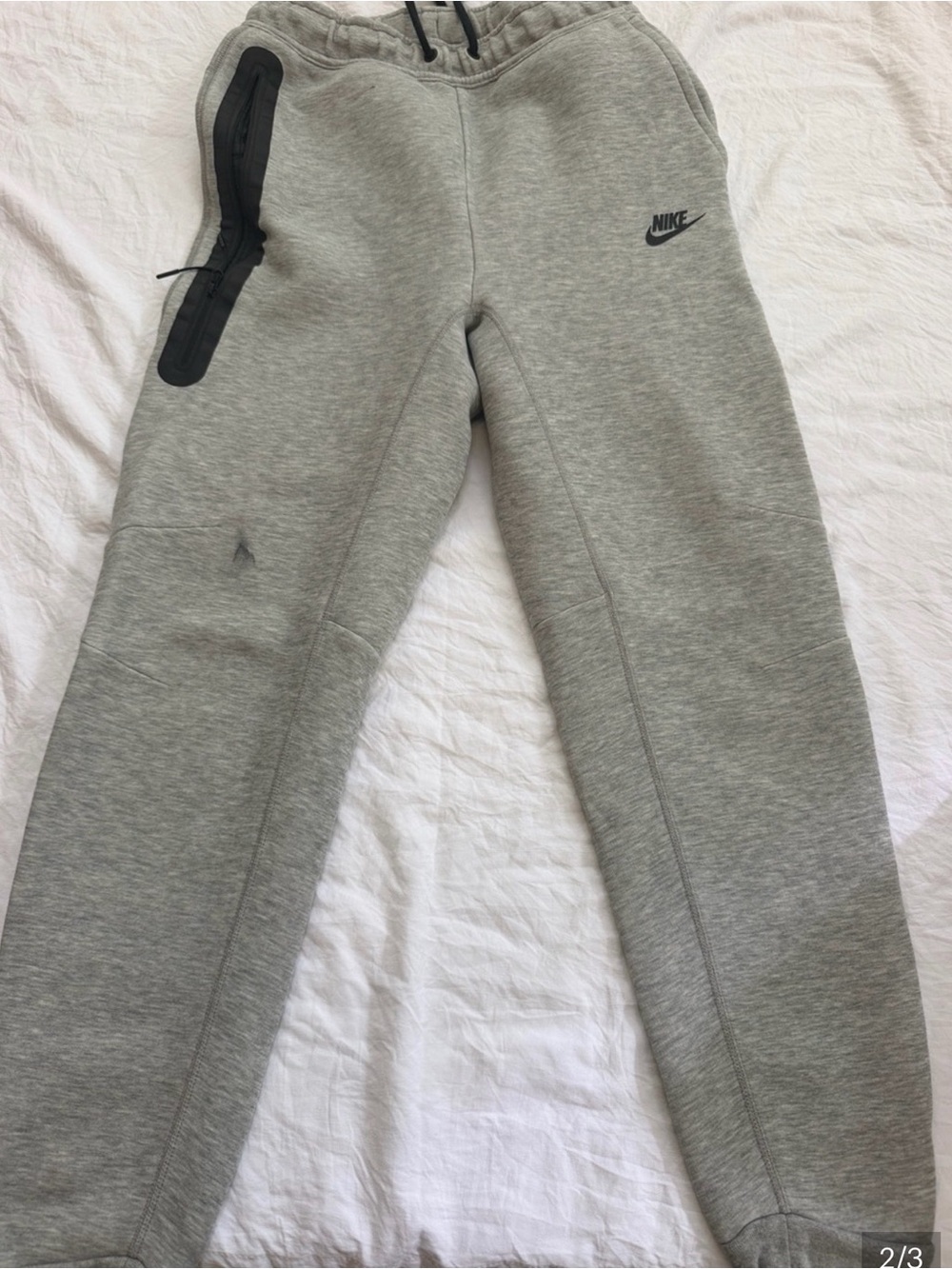 Nike Men's Light Grey Zip-Up Hoodie Sweater